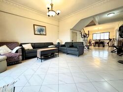 Blk 240 Lorong 1 Toa Payoh (Toa Payoh), HDB Executive #546176821